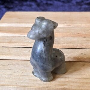 🩶✨ GiRAFFE ❣️Gray LABRADORiTE ❤️ pocket gemstone Rock Energy animal decor gift